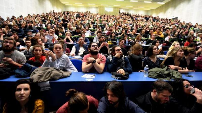 Toulouse : des étudiants grévistes hébergent des demandeurs d'asile à la fac