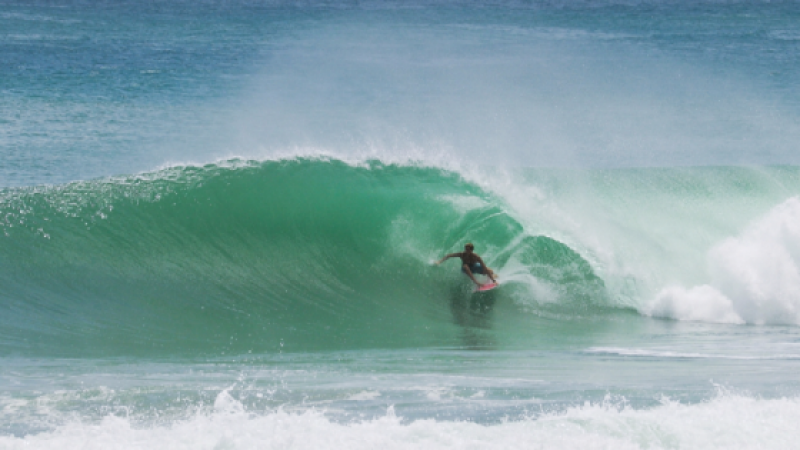 Un surfeur de 16 ans décède à la Barbade