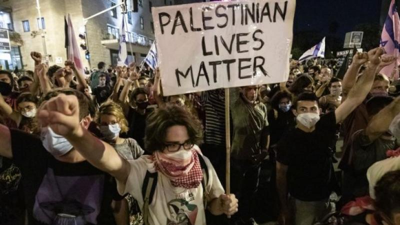 Thousands of Israelis keep up protests against Netanyahu