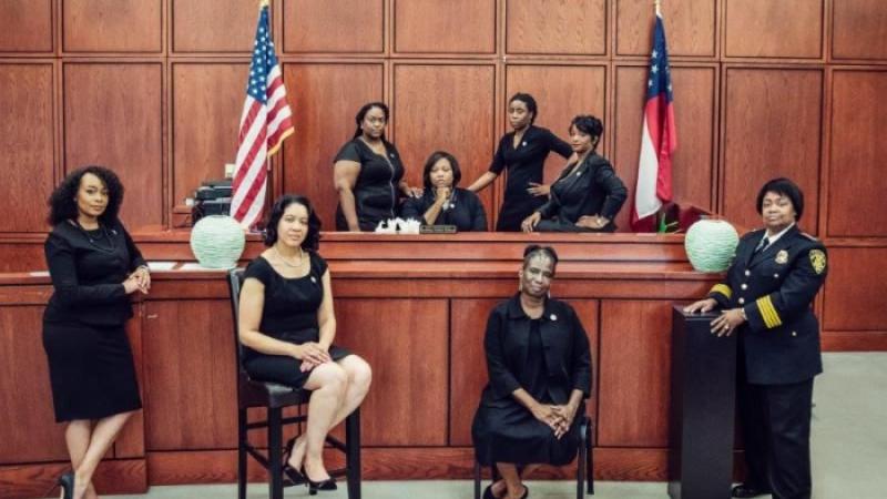 Coup d'œil sur la seule ville des États-Unis où des femmes afro-américaines dirigent le système de justice