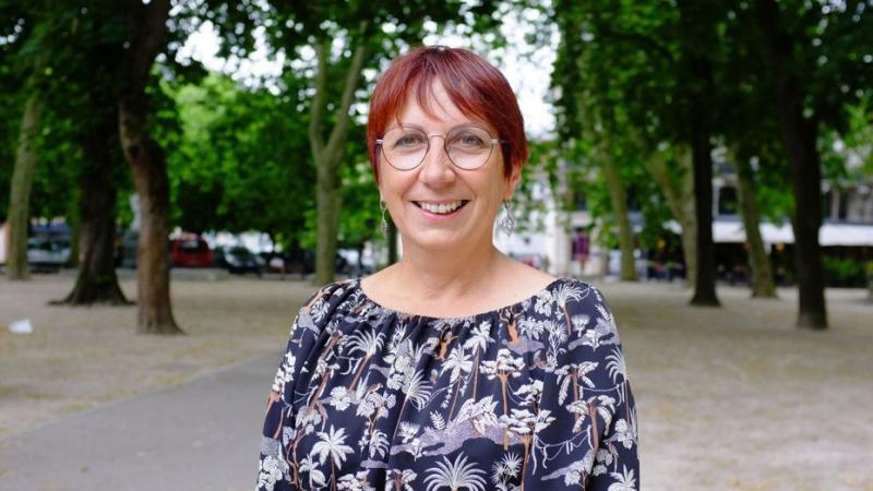 Besançon : la nouvelle maire écologiste Anne Vignot réduit son indemnité et va réduire les plafonds de certains salaires