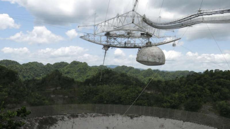 Un radiotélescope américain, essentiel à l’astronomie, menace de s’effondrer
