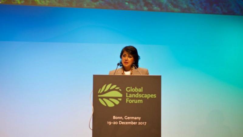 En Allemagne, la Présidente de l’Île Maurice Ameenah Gurib Fakim appelle à la solidarité mondiale pour la protection des territoires et des paysages