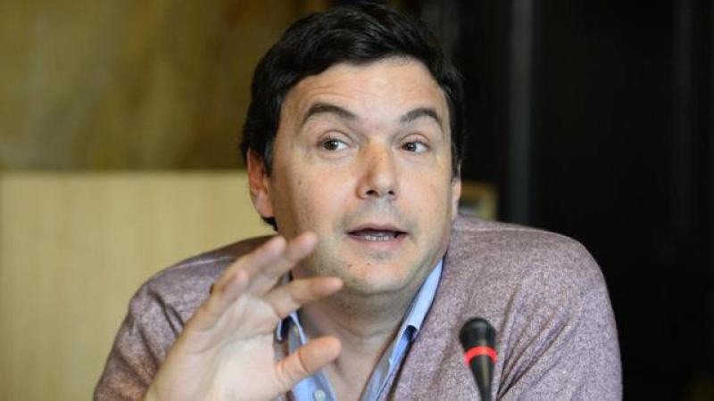 « Au minimum, la France devrait rembourser plus de 28 milliards de dollars américains à Haïti aujourd’hui », soutient le célèbre économiste français Thomas Piketty