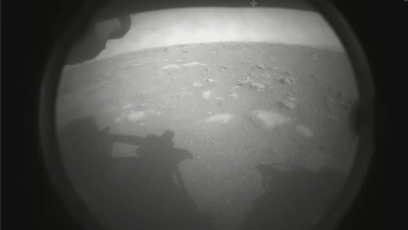 Le robot Perserverance se pose sur Mars après sept mois de voyage