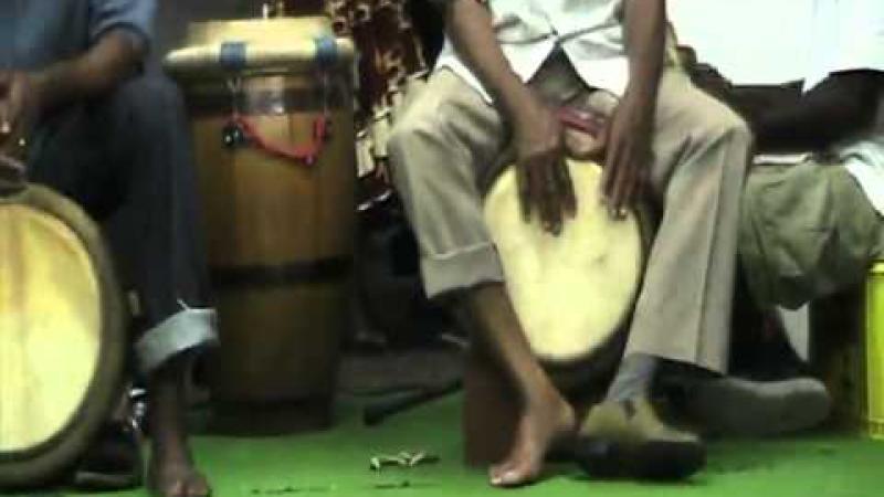 "Enseigner les danses et musiques traditionnelles en  milieu scolaire caribéen : Quels enjeux ?"