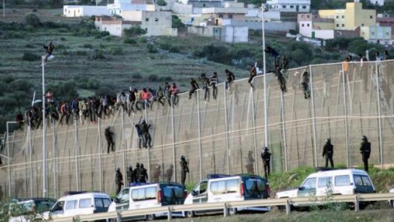 Immigration africaine en Europe : se battre à mort… pour la vie 