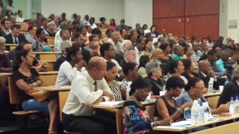 Le Sénat valide le "Ticket à 3" à l'Université des Antilles