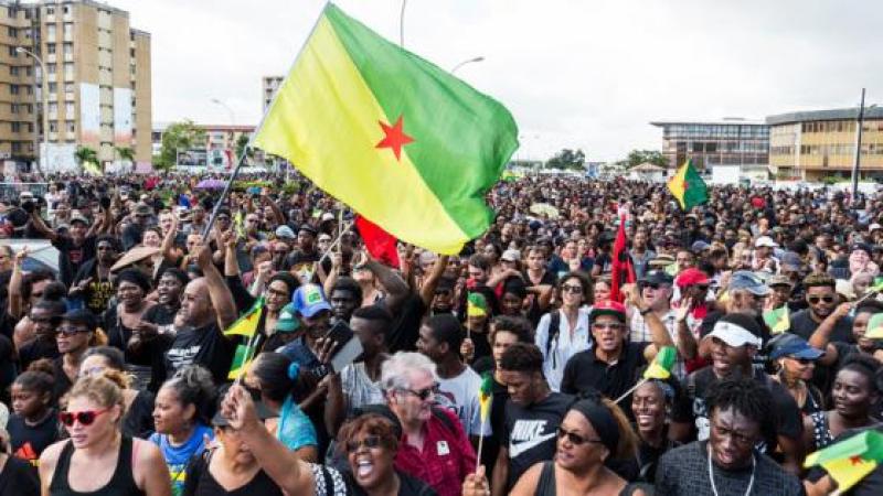 Guyane – Martinique : il n’y aura pas de responsabilité politique sans le courage des élus et l’effort des populations