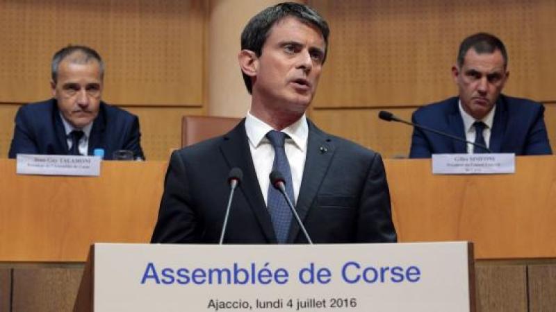 Valls rejette la co-officialité de la langue corse